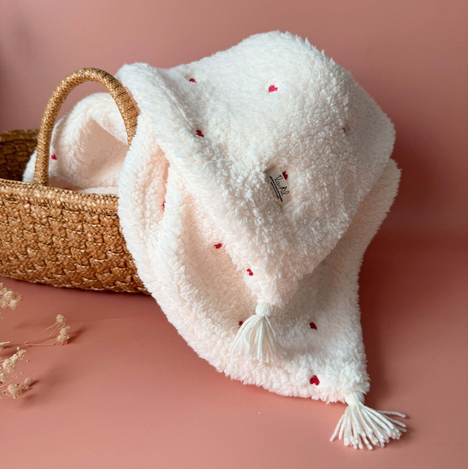 Couverture Spéciale Bébé d'Hiver - Double sherpa coeurs brodsé rose fuschia