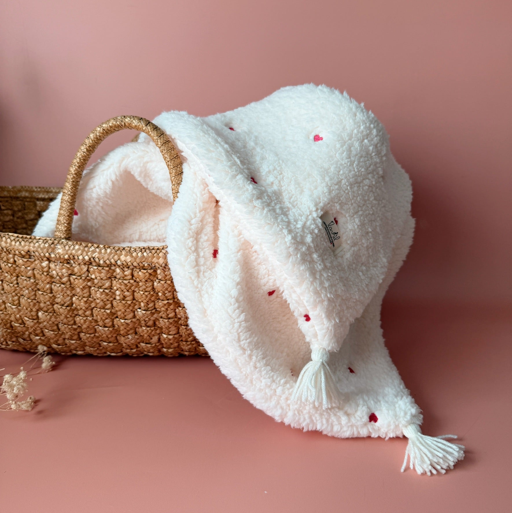 Couverture Spéciale Bébé d'Hiver - Double sherpa coeurs brodsé rose fuschia