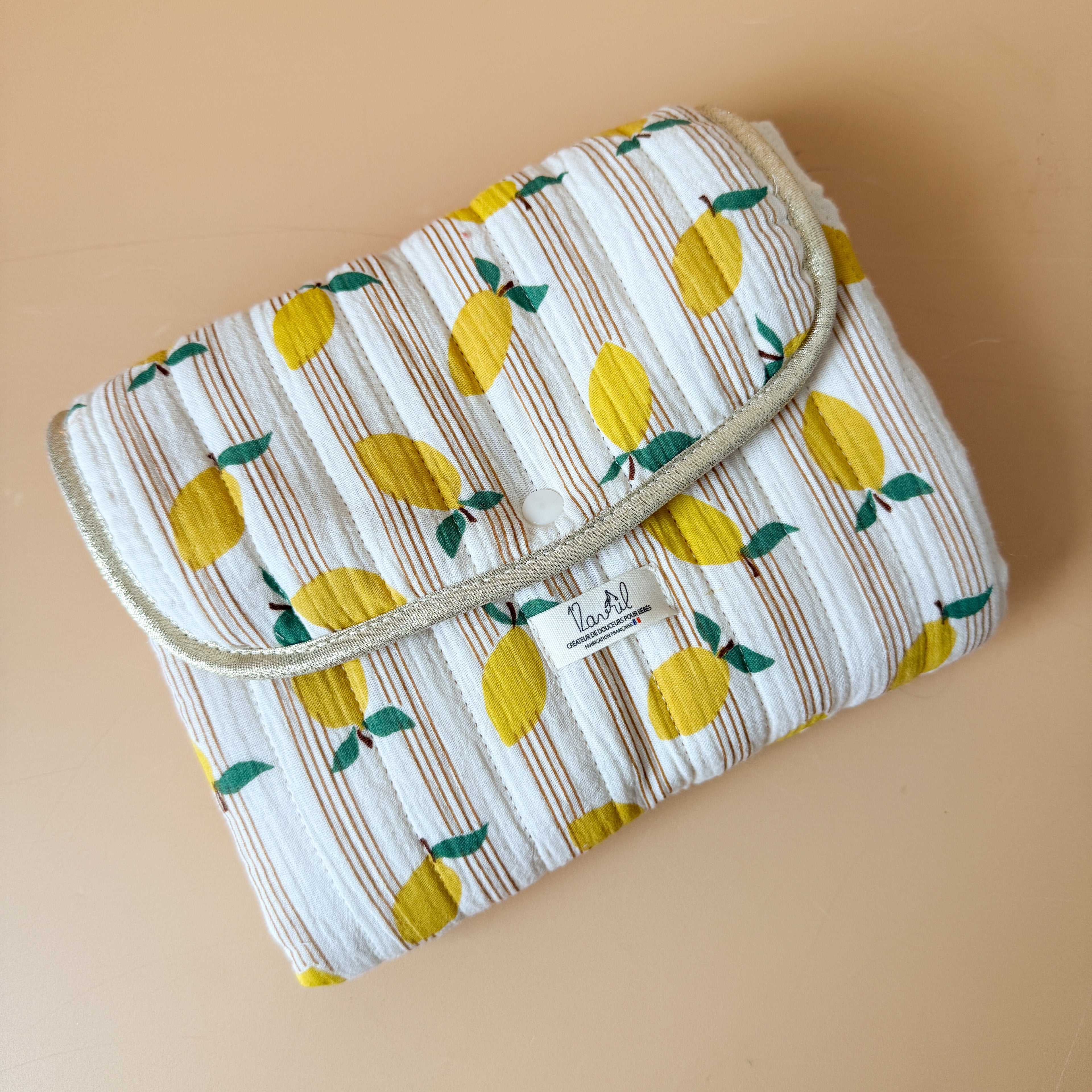 Matelas à langer nomade - Motif Citrons matelassés