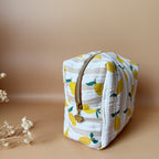 Trousse de toilette matelassée personnalisée avec prénom - Motif Citrons