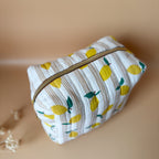 Trousse de toilette matelassée personnalisée avec prénom - Motif Citrons