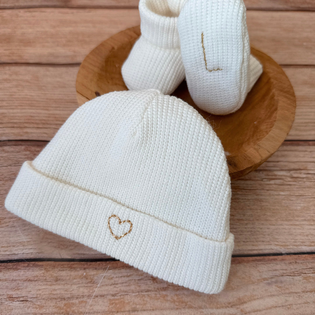 Bonnet de Naissance en Maille Tricot Blanc - ♡ Initiale brodée