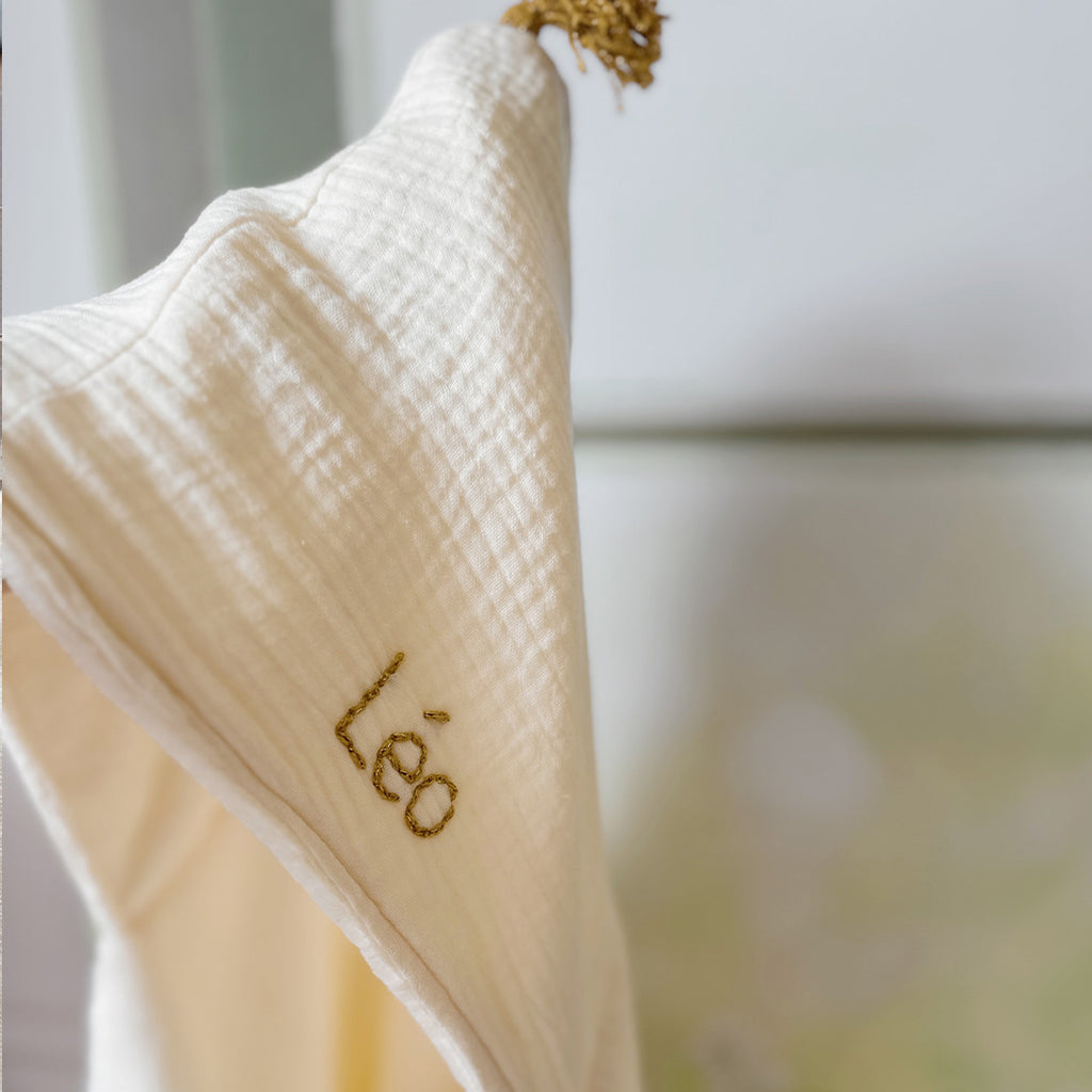 Ma grande cape de bain XXL personnalisée en micro éponge de bambou et gaze de coton écrue - Made in France