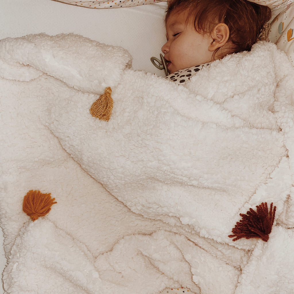 Couverture spéciale bébé d’hiver très chaude pompons multicolores - double fourrure esprit mouton