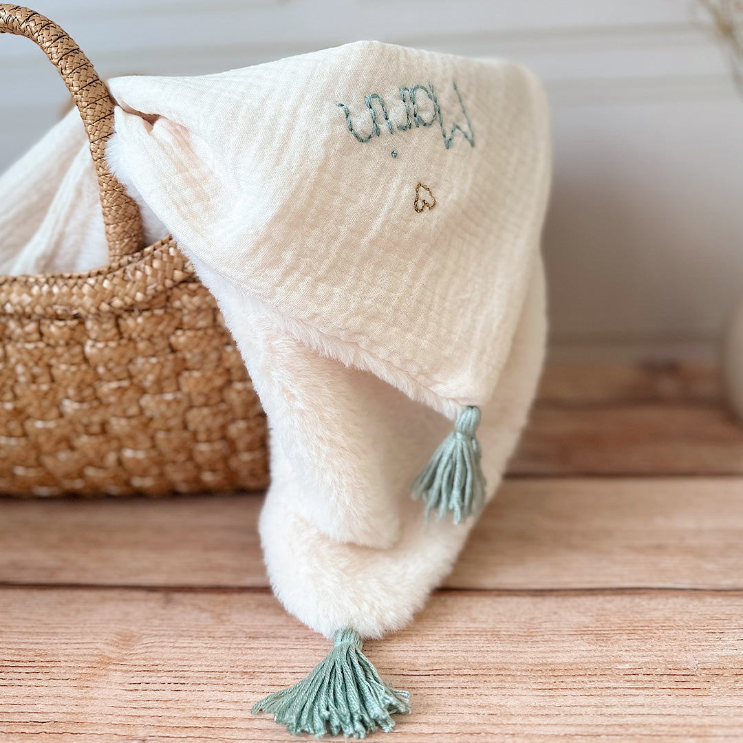 Couverture chaude bébé d’hiver - fausse fourrure sherpa écrue et gaze de coton écrue