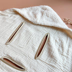 Couverture Spéciale Cosy - Gaze De Coton / Sherpa AVEC POMPON