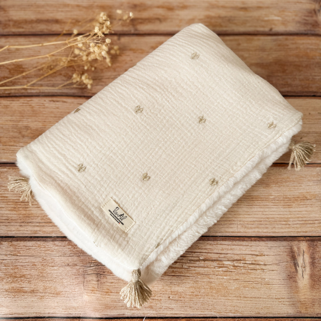 Couverture Chaude - Coeurs brodés Beige doré