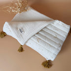 Couverture d’été en gaze 100% coton matelassé ♡ - Motif feuilles dorées