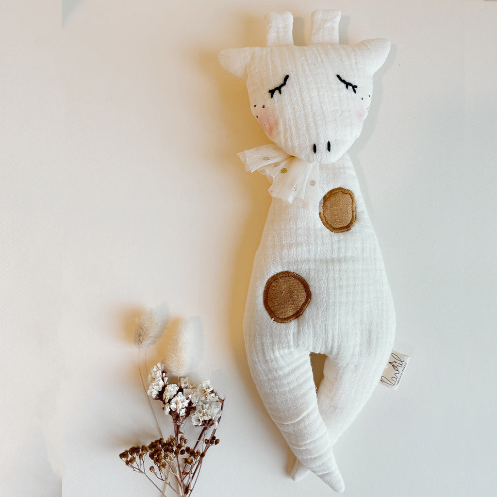 Doudou Mme Girafe Écrue - Double gaze de coton brodé à la main