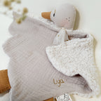 doudou oie coloris lin en gaze de coton et sherpa beige