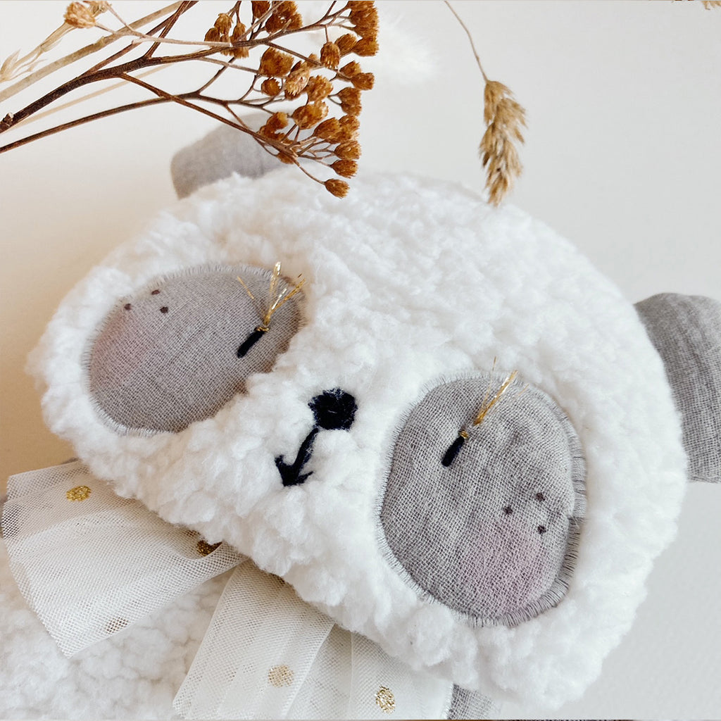 Doudou Mr Panda - Fausse fourrure et triple gaze de coton brodé à la main