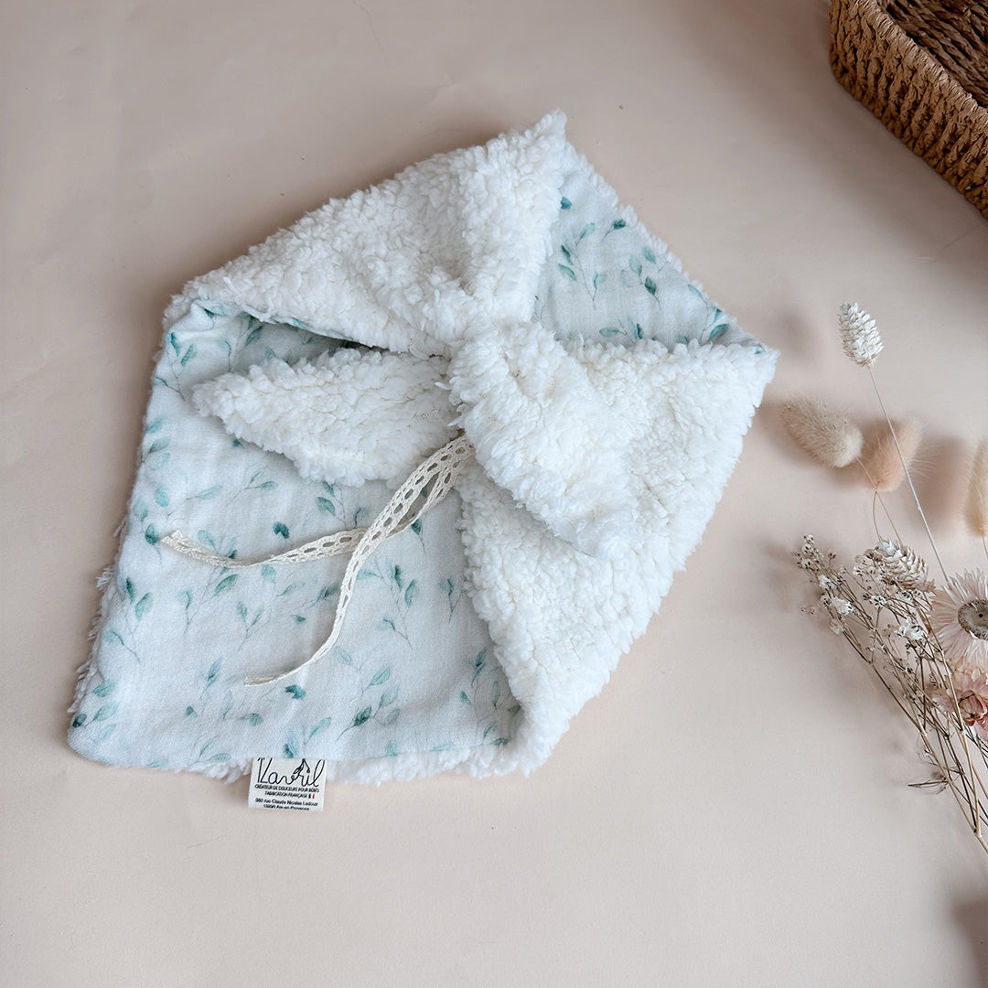 Doudou Lange Charly - Motif printanier - Fausse fourrure écrue et triple gaze de coton