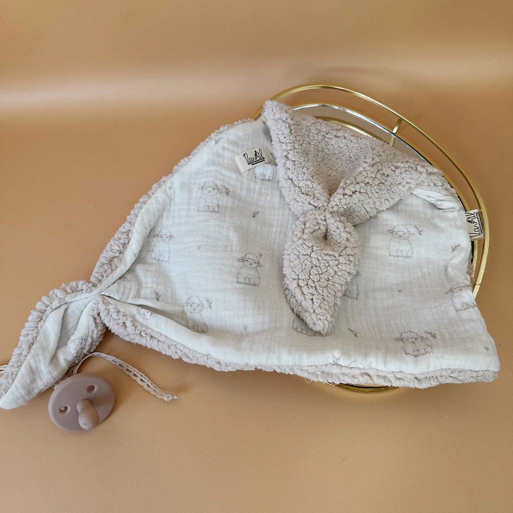 Doudou Lange Sherpa beige - Motif Petits Moutons