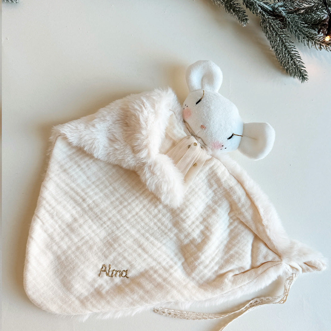 Doudou Léo le Souriceau - Souris d'hiver en fourrure