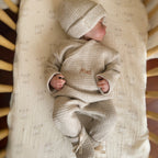 Ensemble de naissance Grège - Brassière + pantalon maille nid d'abeille grattée