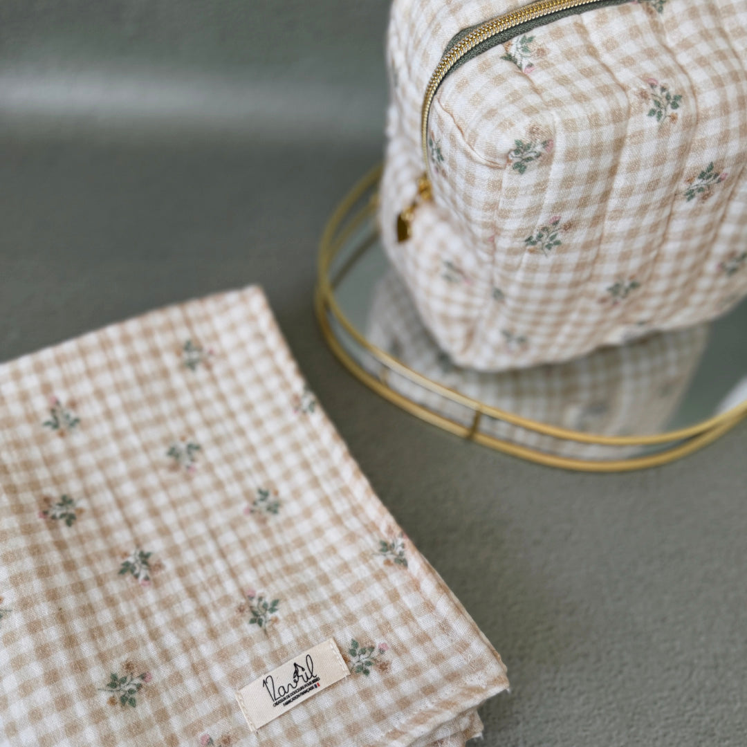 Maxi lange en gaze de coton - Motif Carreaux fleuris