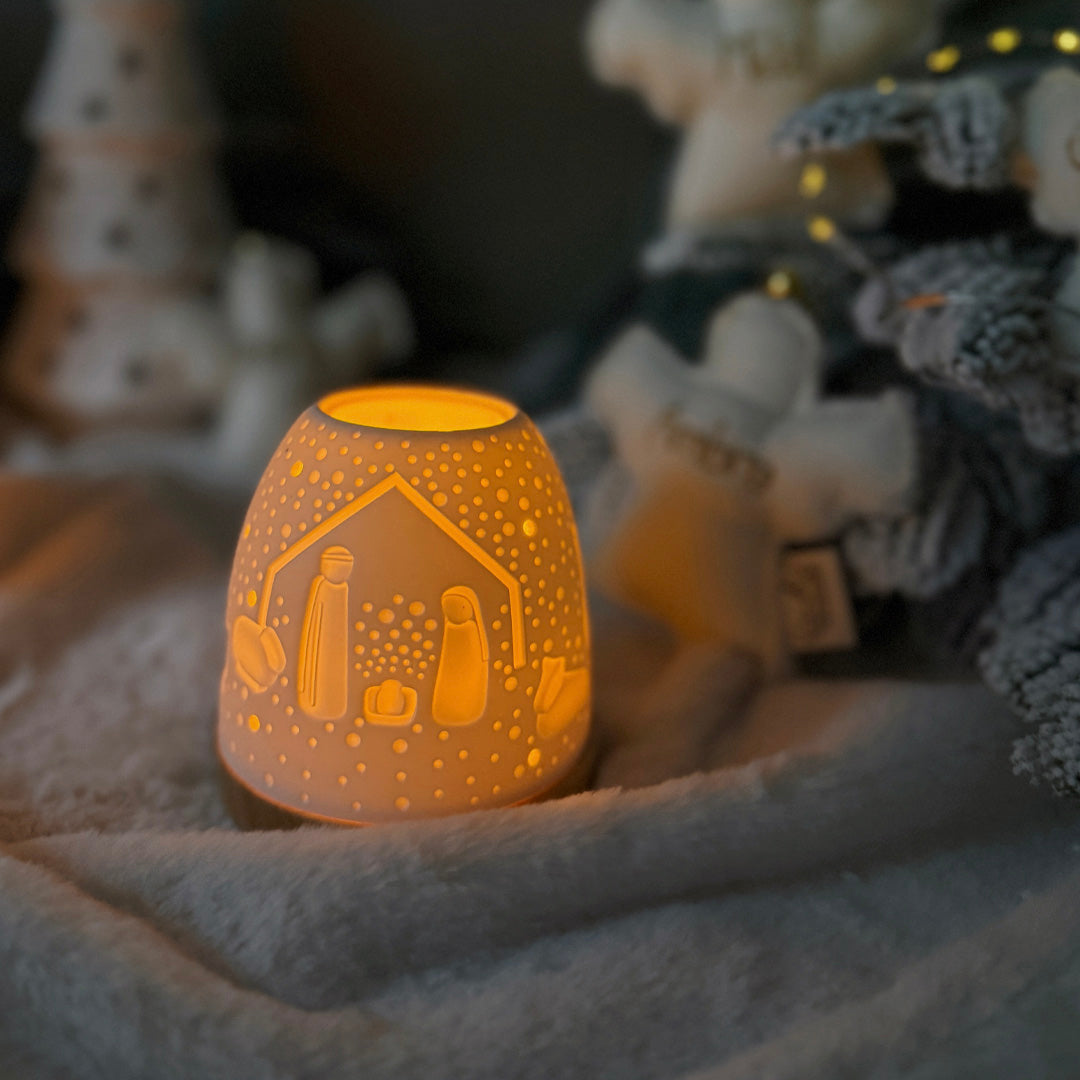 Photophore en Céramique avec Bougie LED – La Petite Crèche de Noël Lumineuse