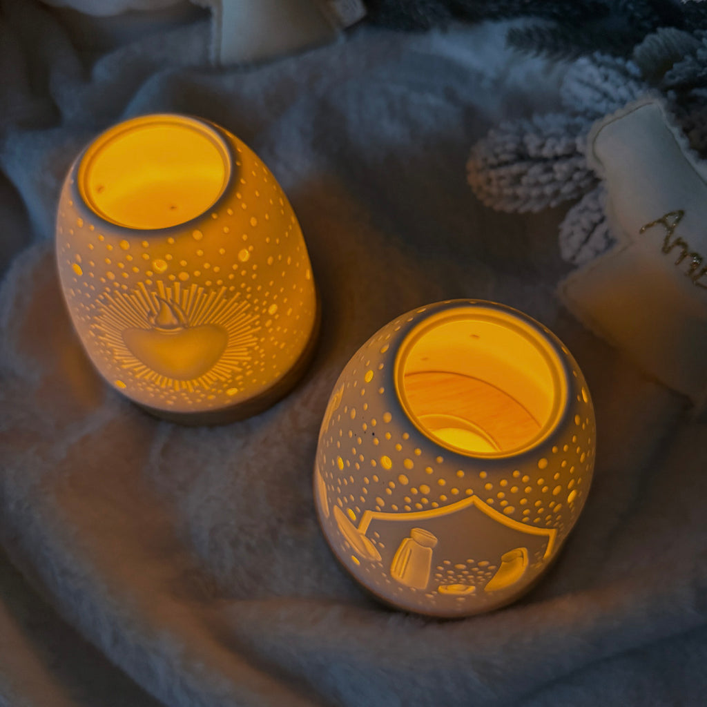 Photophore en Céramique avec Bougie LED – La Petite Crèche de Noël Lumineuse