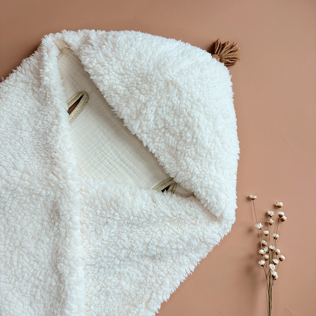 Couverture Spéciale Cosy - Gaze De Coton / Sherpa AVEC POMPON