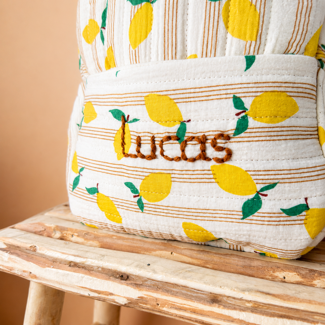 Sac à dos maternelle prénom personnalisé – Matelassé motif Citrons
