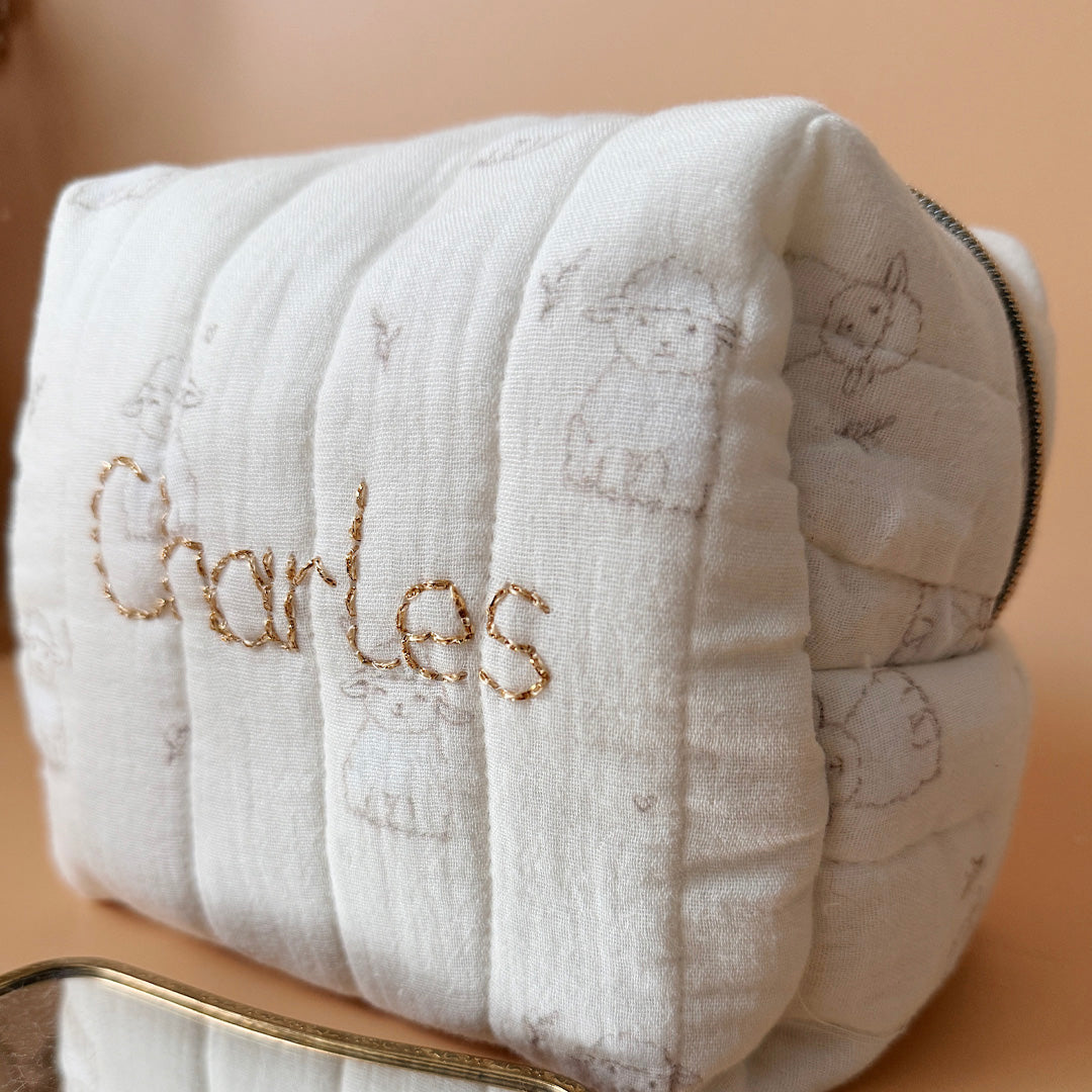Trousse de toilette matelassée - Motif Petits Moutons