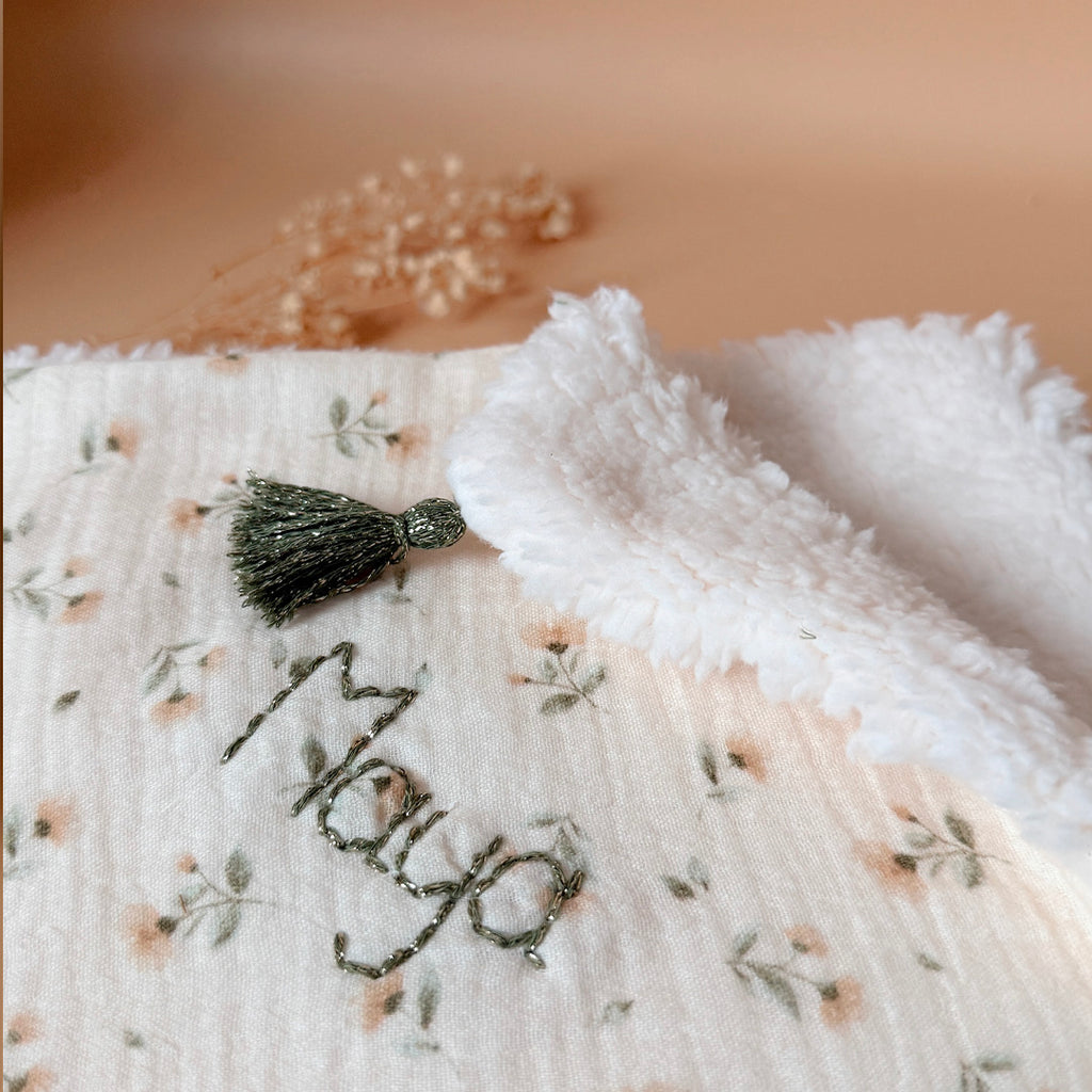 Couverture demie saison - Motif Fleuri vintage - Sherpa écru