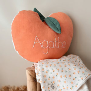 Coussin décoratif abricot en gaze de coton et sherpa de coton - Made in France