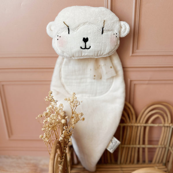 Doudou Loutre  Mme Loutre 100% fait main - Norme CE