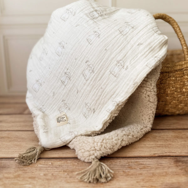 Couverture de naissance motif mouton 12avril