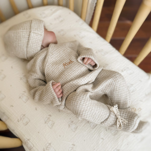 ensemble de naissance en maille grège 12avril