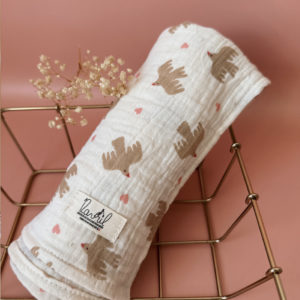 Maxi lange en gaze de coton - Motif Oiseaux / Coeurs rose