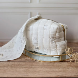 Trousse de toilette matelassée - Motif Petits Moutons