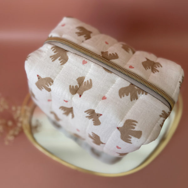 trousse de toilette matelassée oiseaux coeurs rose 2
