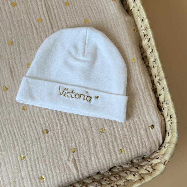 bonnet de naissance personnalisable en coton blanc 12avril
