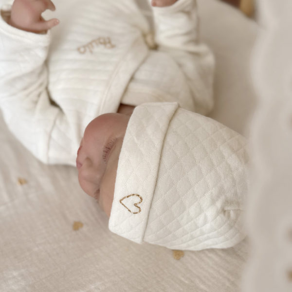 bonnet de naissance matelassé coeur 12avril 3